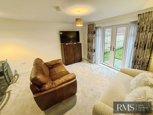 Photo 6- click for photo gallery